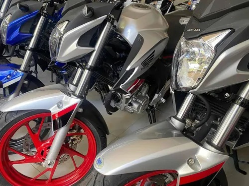 Imagen 22 de 25 de Patentada $1.814.500 O 12de$228400 Honda Cb 250 2023 Credito