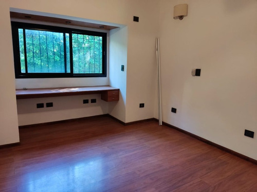 Imagen 13 de 14 de Casa En Venta En Parque Leloir