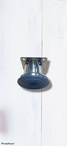 Imagen 1 de 4 de Patas Para Muebles Tubulares Cromadas De 6cm De Metal