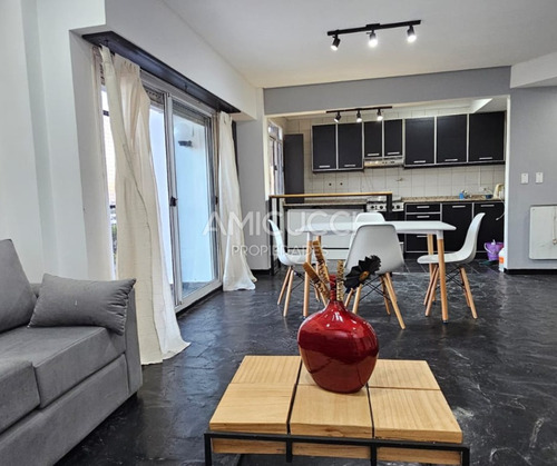 Departamento 4 Ambientes Tipo Duplex. Apto Credito!! Frente Plaza San Martin Centro. Con Cochera Cubierta