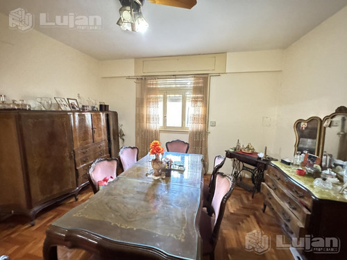 Venta Casa En Mataderos Albariño 900 - 5 Ambs Patio, Garage, Terraza