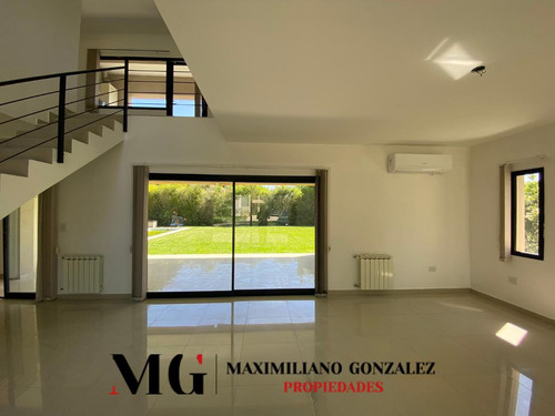 Casa En Venta, 5 Ambientes - Los Naranjos, Esteban Echeverría