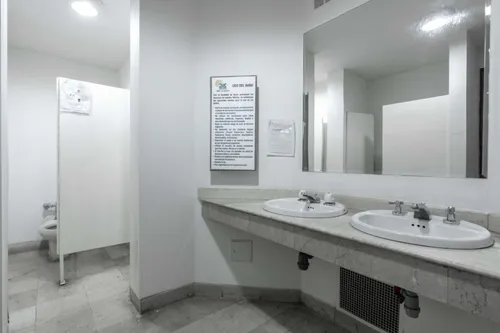 Oficina En Arriendo En Porciúncula. Cod A14391