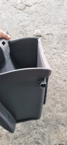 Guantera De Toyota Hilux Kavak Año 2017 (Usado)