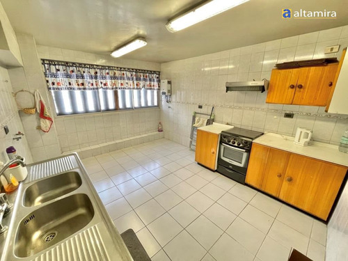Departamento En Venta De 3 Dorm. En Iquique