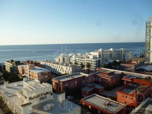 Imagen 3 de 14 de Punta Del Este, Península, Apartamento De 3 Dormitorios Y 2 Baños.- Ref: 54608