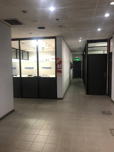 Imagen 7 de 13 de Deposito En Avellaneda - Venta