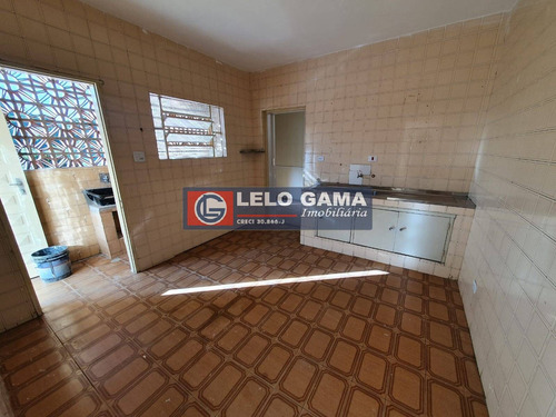 Imagem 3 de 15 de Casa Térrea - 02 Dormitórios - Garagem - Ag1268