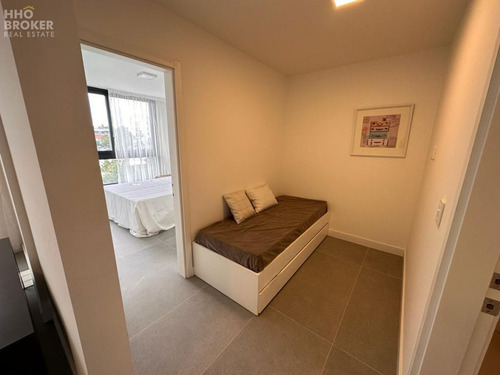 Imagen 7 de 17 de Venta Depto. 1 Y Medio Dorm. En Edificio View, Aidy Grill, Punta Del Este.