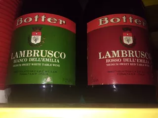 2 Vinos Lambrusco Blanco Y Rosso Italia Año 1970 Precio C/u