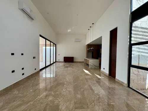 Casa En Venta En Mérida, Adana Residencial, Xcanatún ( Mod. B)