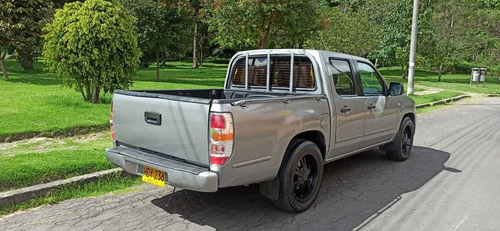 Mazda Bt 50 2013 Mt 4x2 Gasolina