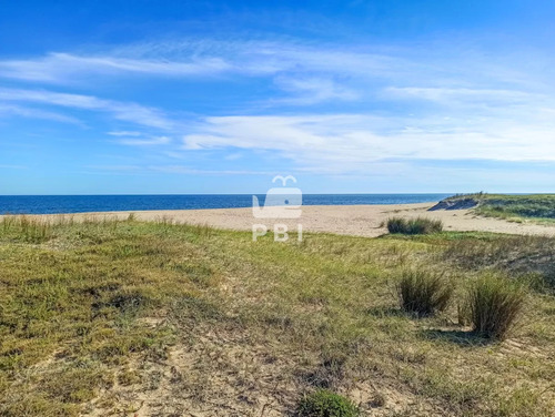 Exclusivo Lote Sobre La Playa En Santa Mónica - Ref : Pbi13252