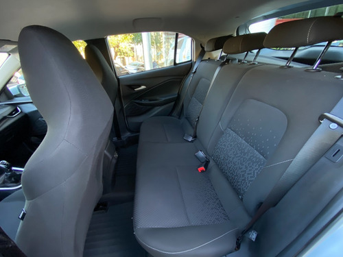 Imagen 12 de 22 de Chevrolet Onix Lt Tech Onstar 2020