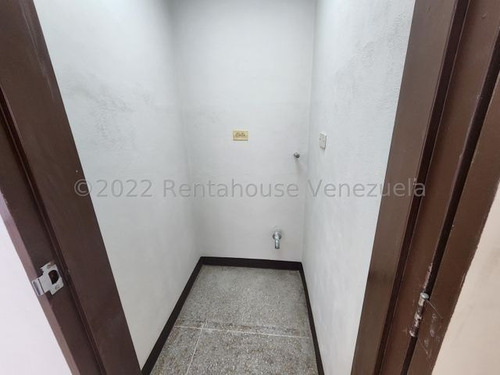 Imagen 5 de 8 de Oficina En Alquiler, La Campiña, Torre Maracaibo.