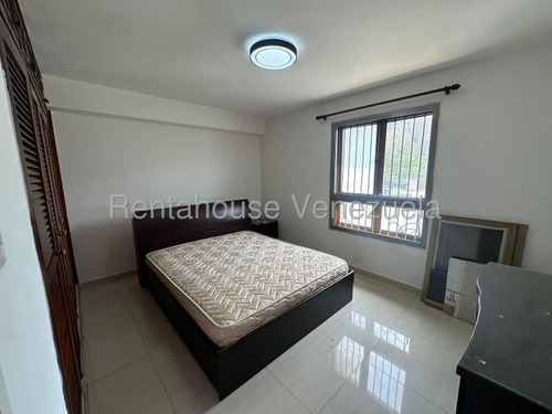 Hermoso Y Amplio Apartamento En Alquiler En Cafetal