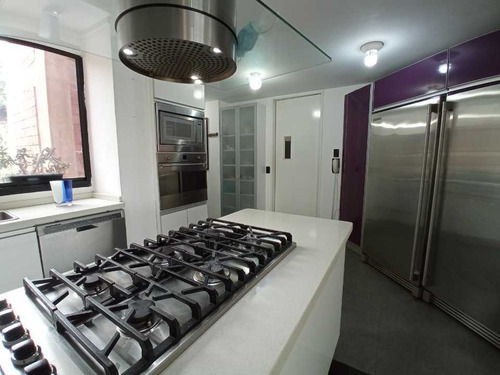 Imagen 19 de 30 de Se Vende Apartamento Actualizado 230 M² 6h/5b/2p Santa Marta