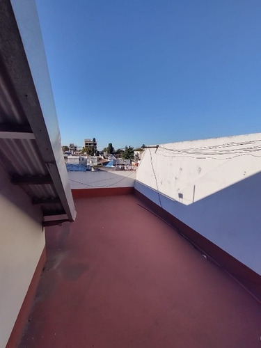 Departamento Tipo Casa En Alquiler En Lanus Este
