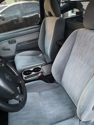 Imagen 5 de 6 de Nissan Frontier 2001 Cab Sencilla Con Extras. 4x2