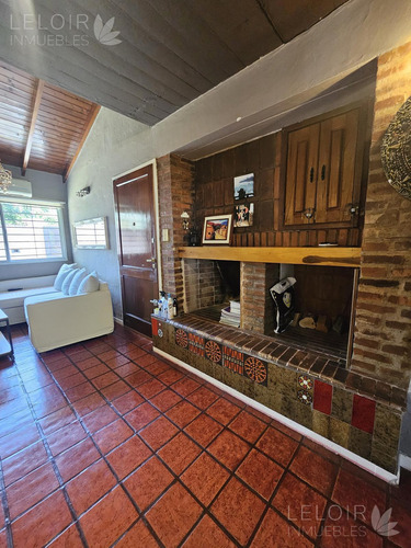 Casa En Venta 4 Ambientes En Parque Leloir