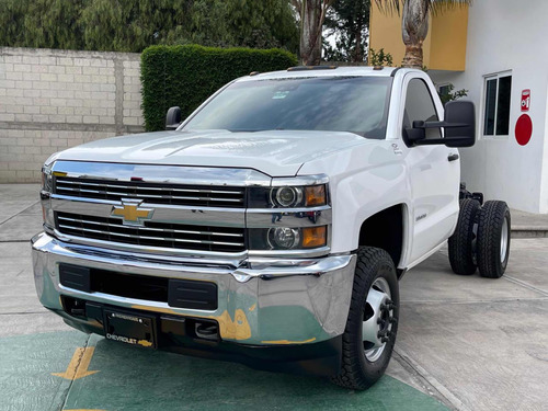 Chevrolet 3500 Modelo 2015 Chasis Cabina  