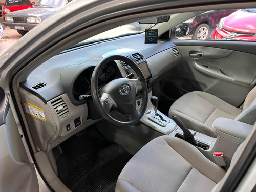 Toyota Corolla 1.8 16v Gli Flex Aut. 4p