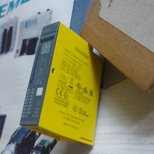 Siemens 6es7 136-6ba01-0ca0 Input Module Profisafe