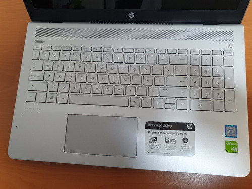 Lap Top Hp Pavilon 15-cc501la (Usado)