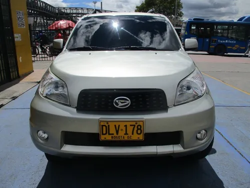 Daihatsu Terios OKII 1.5CC J210LG 4X4 MT AA