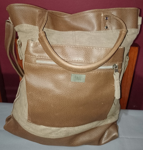 Bolso Grande, Marca Sail, Impecable .