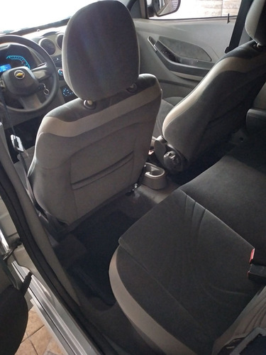Imagem 9 de 9 de Chevrolet Agile 2011 1.4 Ltz 5p