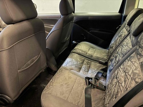 Fiat Idea 1.8 MPI ADVENTURE 8V FLEX 4P MANUAL