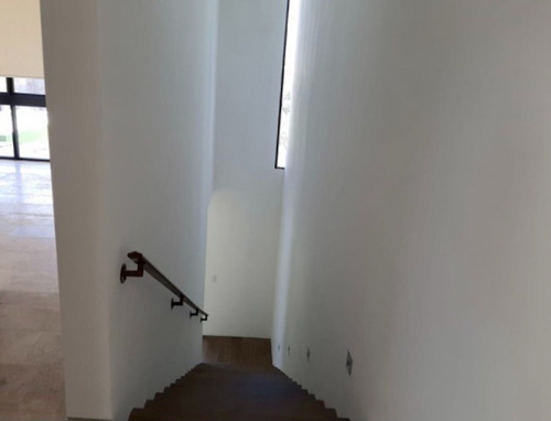 Imagen 16 de 30 de Townhouse En Renta En Privada Návita, Sta. Gertrudis Copó. 2