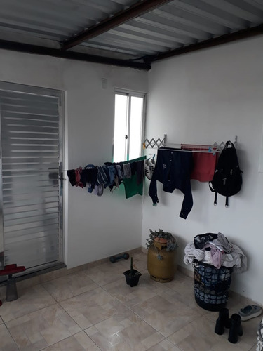 Três Quartos Com Três Banheiros, Garagem