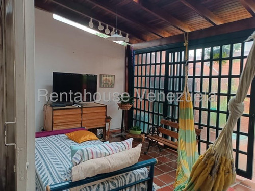 Leandro Manzano Casa En Venta, Santa Ines Mls #25-8929 As