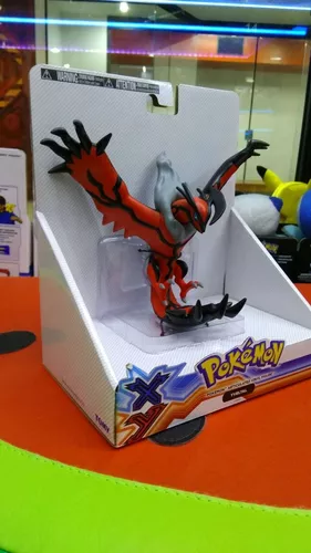 Boneco Pokemon Lendário - Yveltal - Tomy em Promoção na Americanas