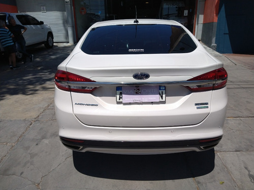 Imagen 7 de 10 de Ford Mondeo Se Ecoboost 2017