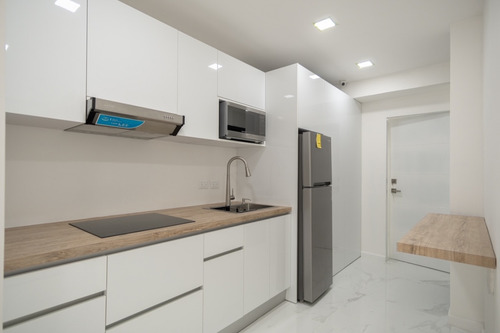 Se Vende Ph En La Urb. Lomas De La Alameda Con Vista Al Ávila Y 2 Terrazas.