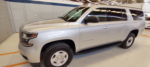Imagen 10 de 15 de Chevrolet Suburban 2019 6.0 V8 Hd Piel 2 Fila Asientos 4x4 A