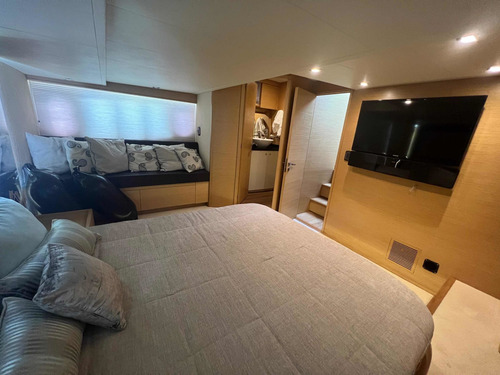 Crucero Segue 550 - 2 Cat 715 - Santana Yachts