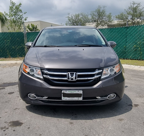 Honda Odyssey 3.5 Touring V6/ At
