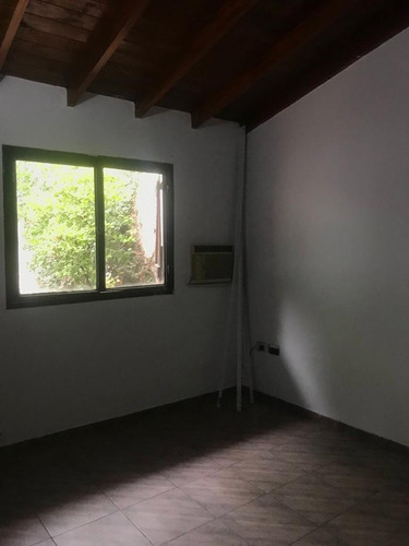 Imagen 7 de 9 de Departamento Tipo Casa 3 Ambientes En Planta Baja, Fondo, Rafael Castillo