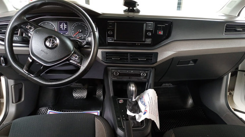 Imagem 14 de 15 de Volkswagen Virtus Comfortline 1.0 200 Tsi Branco 2019