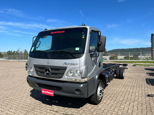 Mercedes-benz Accelo 815 4x2 | Selectrucks.