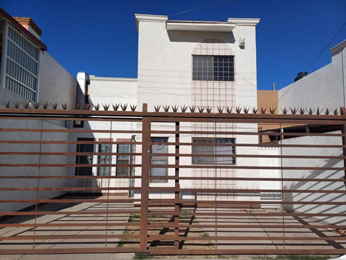 Casa Sola En Renta En Paseos De Chihuahua I Y Ii, Chihuahua, Chihuahua