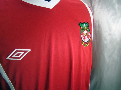 Camiseta Umbro Wrexham Exclusiva Nueva Con Etiqueta