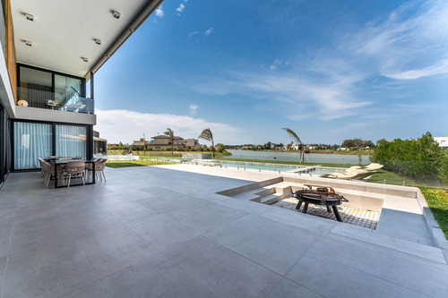 Venta Casa 4 Ambientes En Horizontes Al Sur