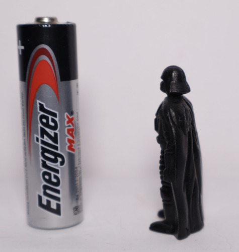 Figura Coleccionable Darth Vader Miniatura (Usado)