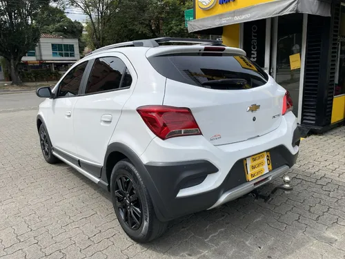 Chevrolet Onix 1.4 Active
