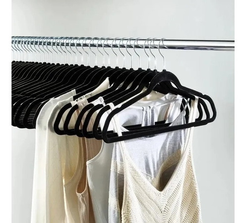 Set 50 Ganchos P/ropa Con Terciopelo Negros Cohesion Product